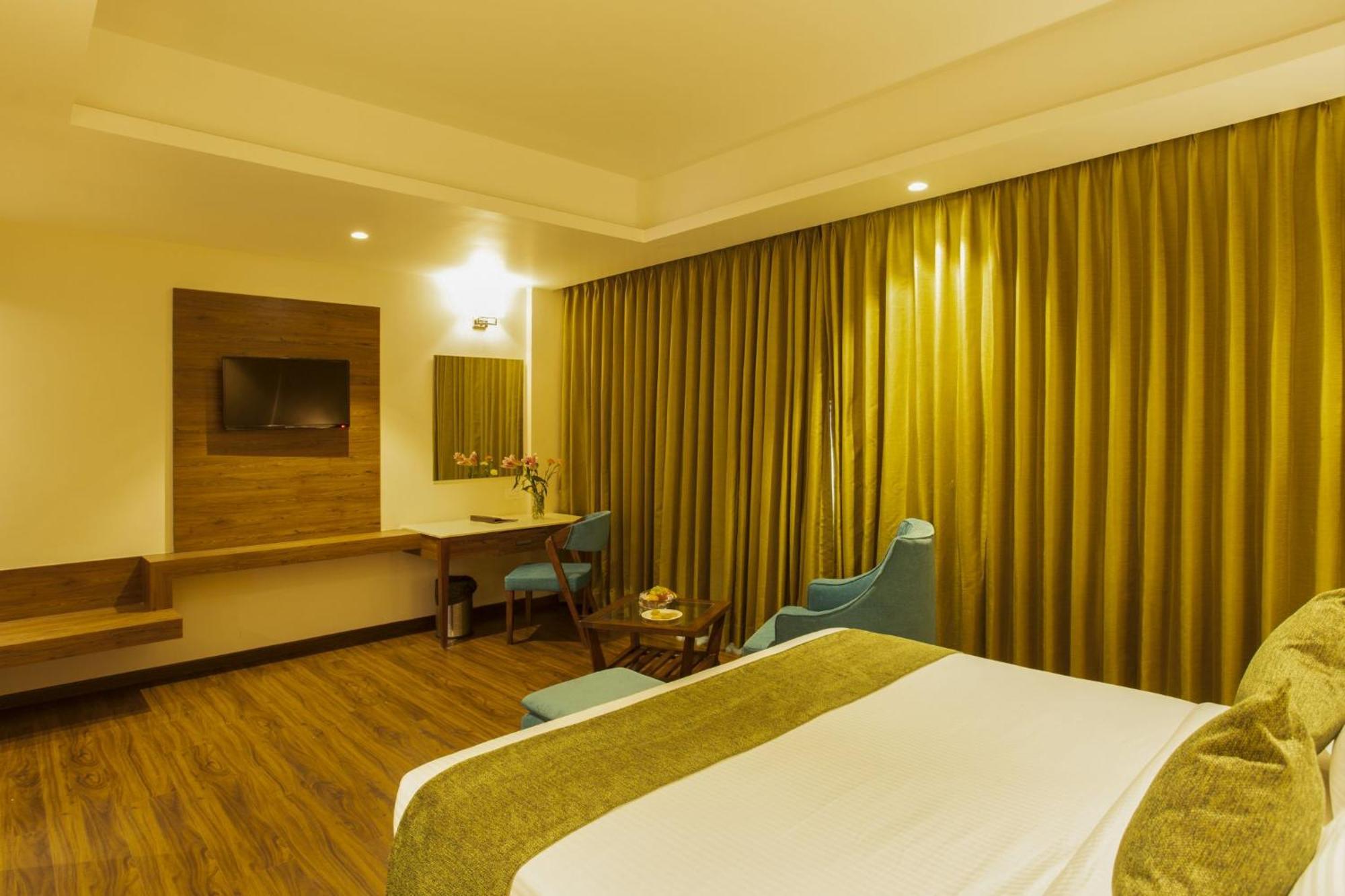 Sarovar Portico, Сомнатх Экстерьер фото