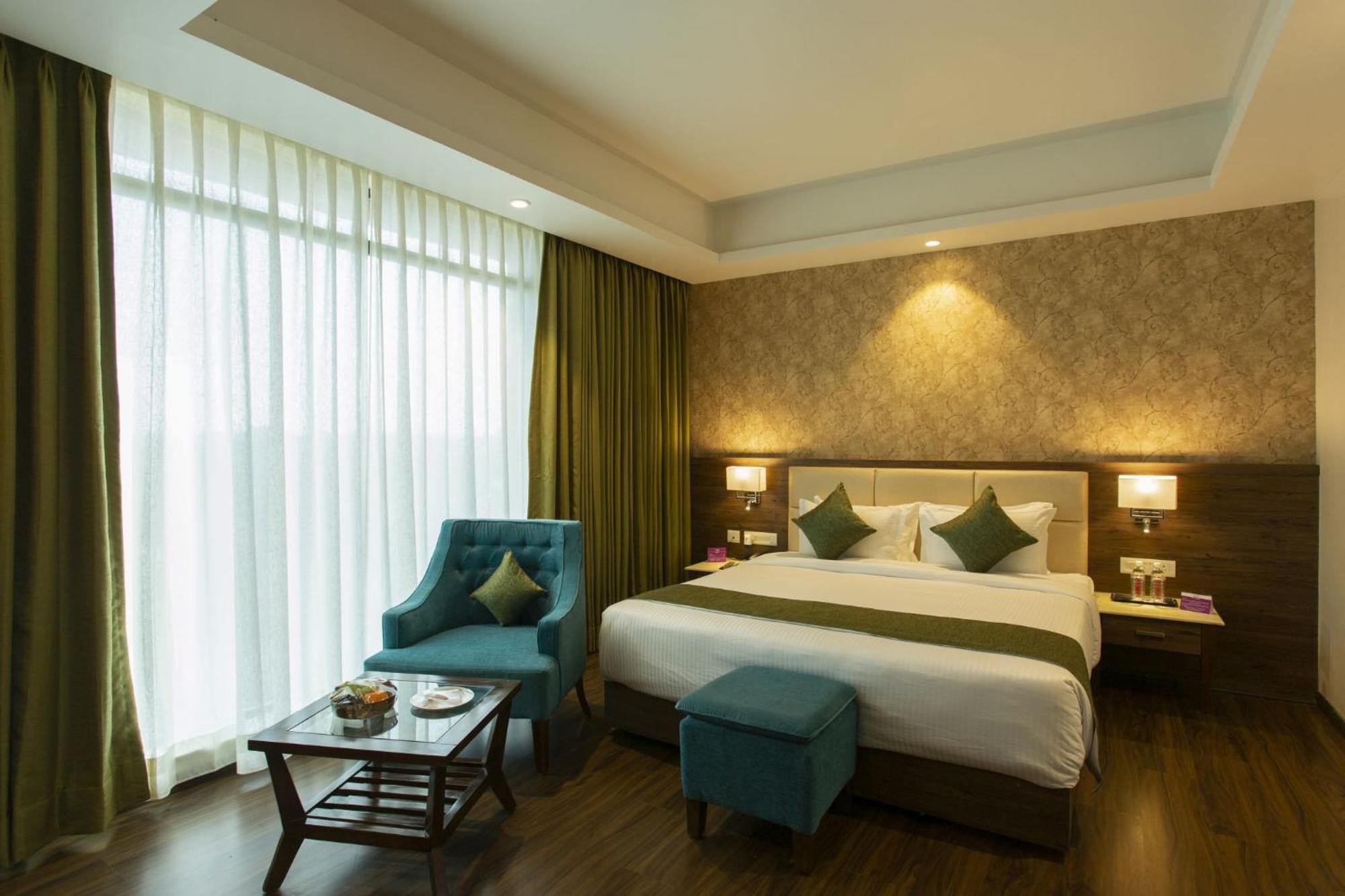 Sarovar Portico, Сомнатх Экстерьер фото