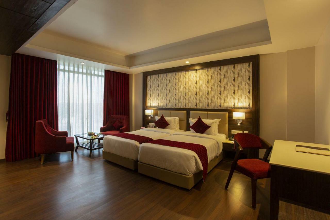 Sarovar Portico, Сомнатх Экстерьер фото
