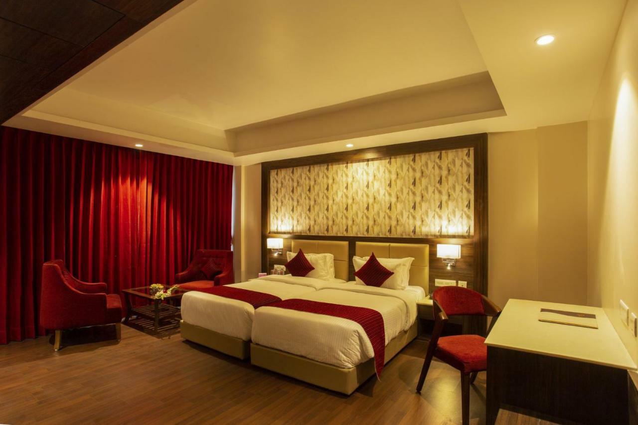 Sarovar Portico, Сомнатх Экстерьер фото